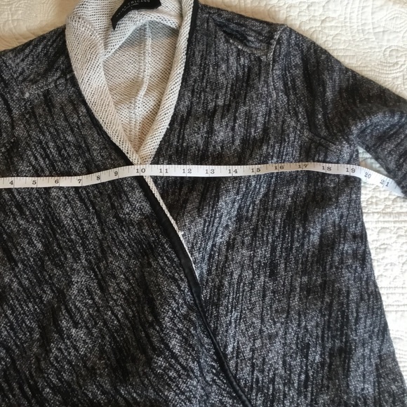 Akira Chicago Black Label Open Sweater/Cardigan. - Picture 5 of 8